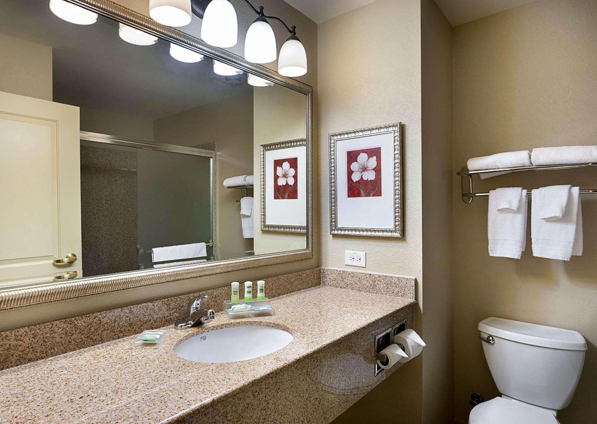 Country Inn & Suites By Radisson, كونكورد المظهر الخارجي الصورة