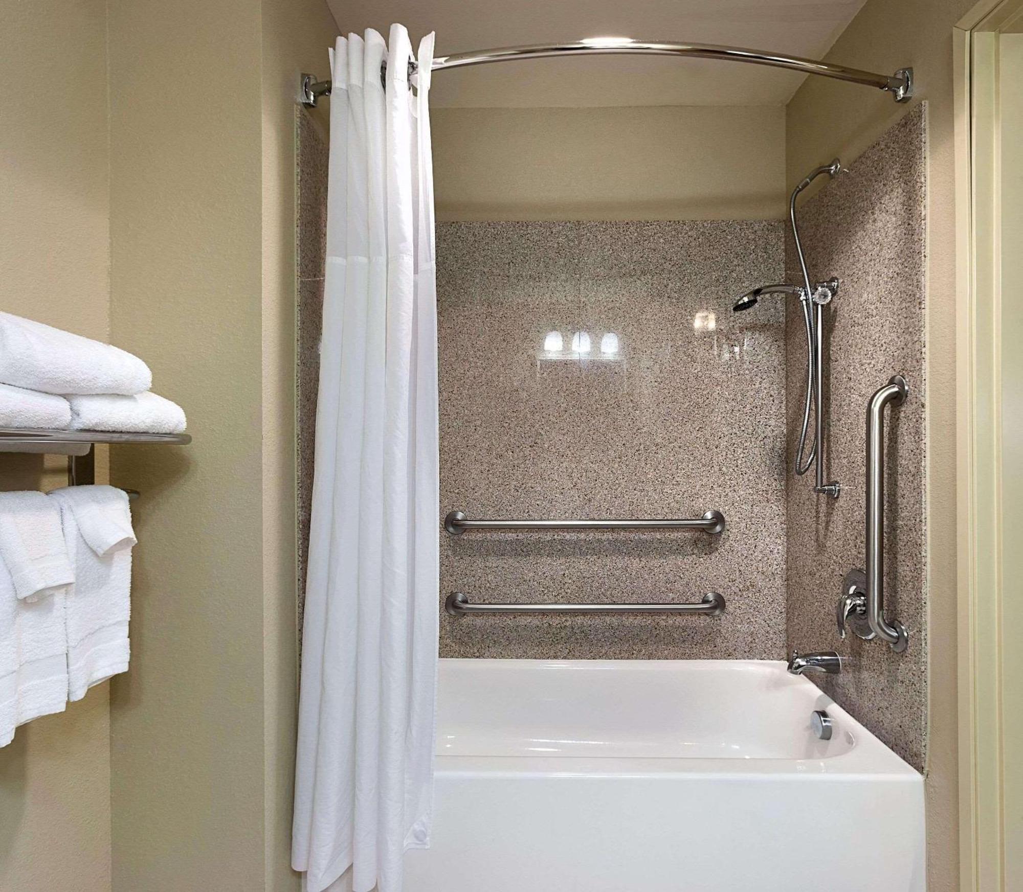 Country Inn & Suites By Radisson, كونكورد المظهر الخارجي الصورة