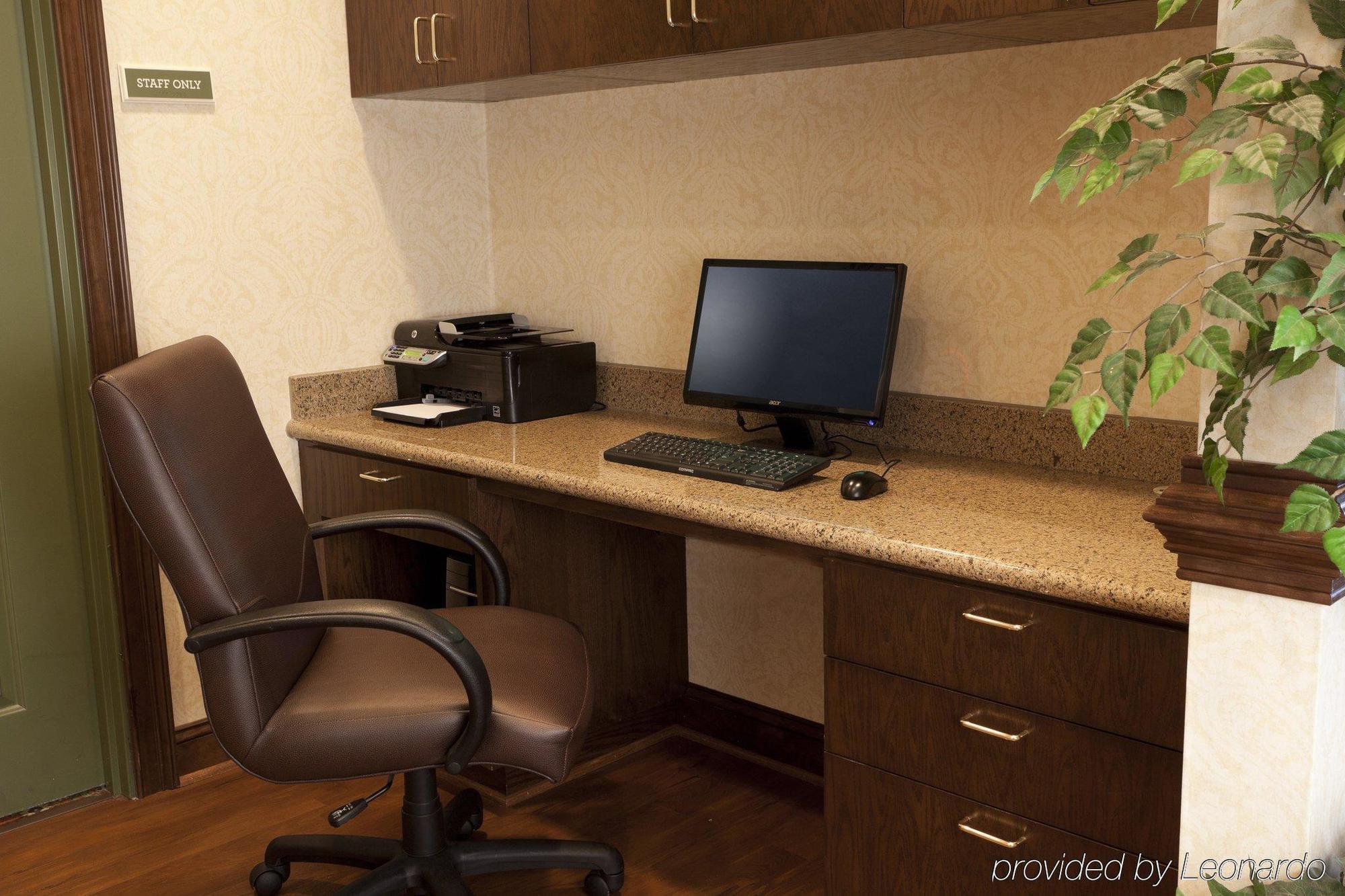 Country Inn & Suites By Radisson, كونكورد المرافق الصورة